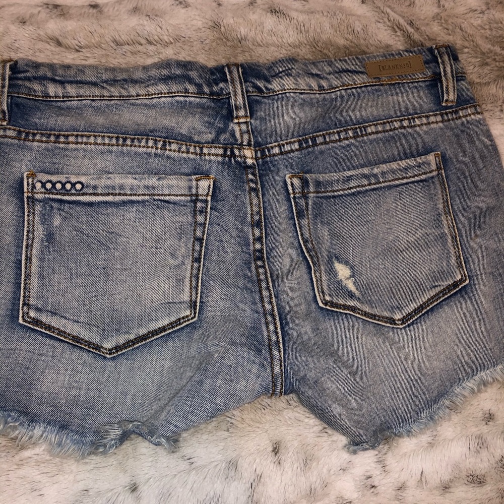 BLANK-NYC Hiker Blue Denim Shorts - Picture 3 of 7